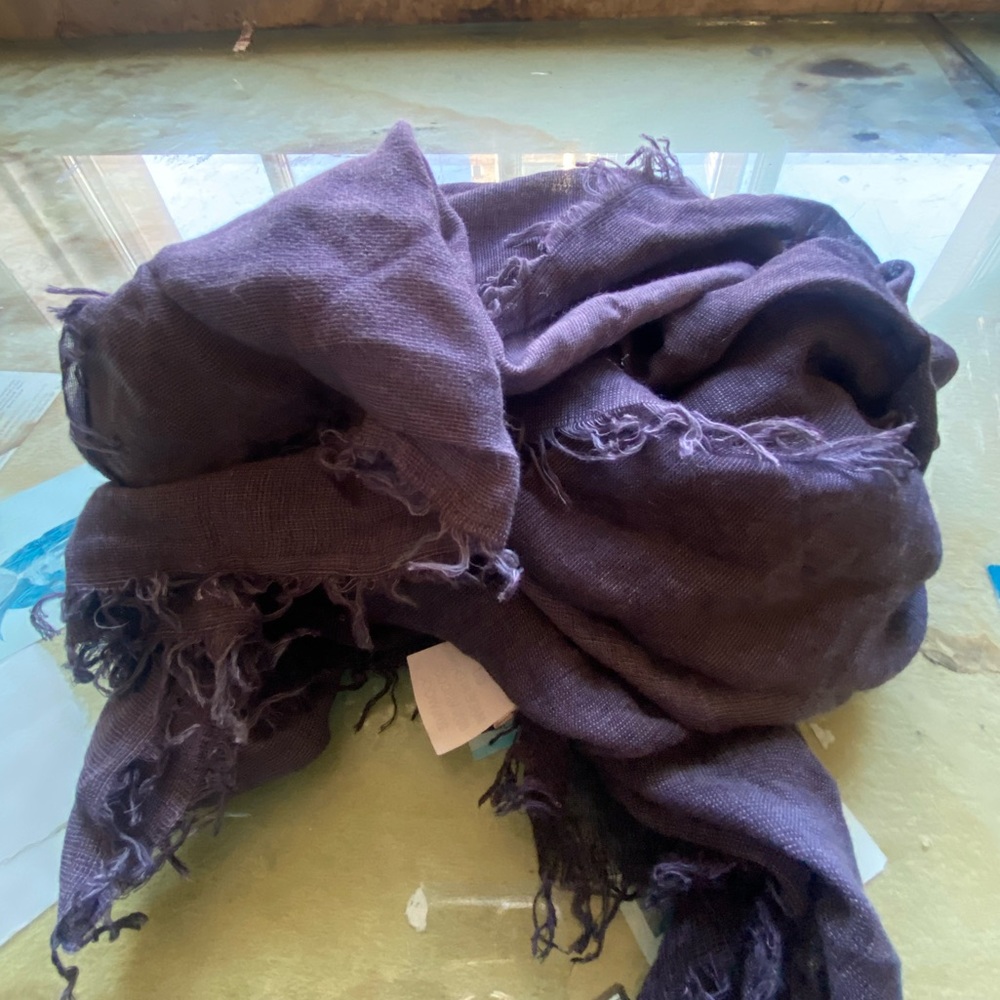 UGG 20% WOOL LIGHT SPRING SUMMER RUSTIC OMBRÉ PURPLE Scarf BOHO RARE CHIC FLAW
